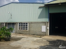 Diện tích: 22,000m2, mặt tiền 110m vuông vắn. Hiện trạng: có 12.000m2 xưởng