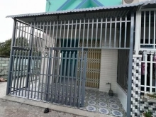 Nhà góc 2 mặt tiền nhà đẹp thoáng mát sạch sẽ