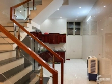 Do yêu cầu công việc nên chủ nhà bán căn nhà nhỏ xinh, tại xã Nghi Phú 4x13