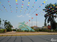 Bán Nhà 2 mặt tiền kinh doanh buôn bán đường Hùng Vương. Gần salon xe Phạm Văn H