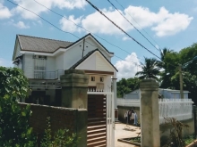 Bán nhà mái thái 2 tầng view suối cực đẹp toạ lạc tại phường Khánh Xuân