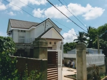 Bán nhà mái thái 2 tầng view suối cực đẹp toạ lạc tại phường Khánh Xuân