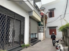 Bán Nhà Cẩm Bình Mới Xây Được 1 Năm Thiết Kế Hiện Đại Siêu Đẹp