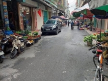 Bán nhà mái bằng khu Cẩm Đông gần chợ cũ. Ngõ 4m 2 ô tô tránh nhau