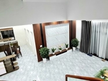 Chính chủ gửi bán căn nhà 3 tầng Hà Lầm Đường 2 oto tránh nhau, oto đỗ trước