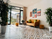 Bán nhà c4 đẹp tại làng công an Hà Khánh. Sổ đỏ chính chủ. Để lại nội thất!