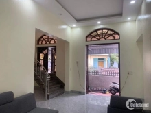 Bán nhà 2 tầng giả biệt thự mái thái ngõ 9 cao thắng