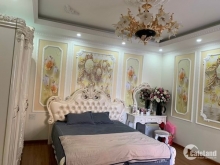 Bán Nhà 3 Tầng Ô Góc Đồi T5 Cột 5 Tp Hạ Long.