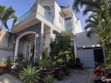 Cần bán biệt thự sân vườn .thuộc ấp Mỹ An, xã Mỹ Phong TẶNG HẾT NỘI THẤT