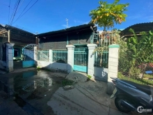 Vị trí tọa lạc hẻm buu điện thap cham chạy vào vài chục mét đường hẻm ô tô vi vu