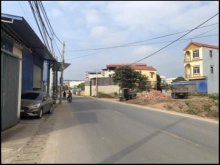 Lô đất mặt đường nhựa cần bán thích hợp kinh doanh buôn bán