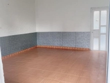 Bán mảnh đất phường Cẩm Thạch tặng nhà cấp 4 trên đất. Hướng đông nam