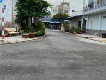 Bán nền góc 2 mặt tiền đường Phan Thị Huỳnh , KDC phường 3, TP. Cao Lãnh: