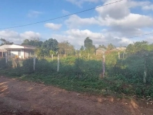 ĐẤT THỔ CƯ THUỘC XÃ EADRONG  Diện tích :10x 27 ( thực tế 30 )