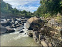 Lô đất Thế đất triền, giáp suối lớn, có 75m mặt tiền đường lộ nhựa