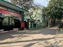 Gia đình cần bán mảnh đất ô góc gần Trường Tiểu học Hà Lầm