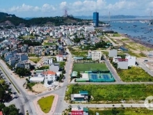 Cần bán ô đất Hà khánh A đường trước mặt 7,5m vỉa hè 5m