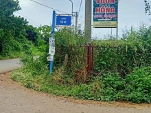 Mặt tiền nhựa gần ủy ban xã.phường bàu sen. Long khánh.