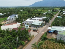 Cần bán gấp miến đất 5x40.giá 800tr