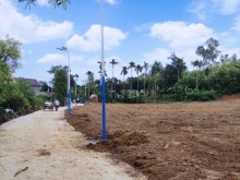 ĐỨC CHÁNH MỘ ĐỨC Dt: 5x28m2 hướng tây bắc bán lô đất đẹp quá nè