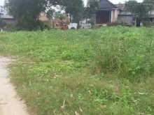 Đức Lân 700m2 đất BHK nằm trong khu dân cư, nhà cửa sát nhau