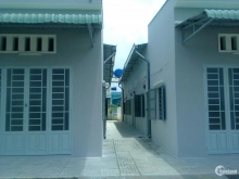 Dãy nhà trọ xây dựng trên diện tích đất là 120m2, là đất thổ cư toàn bộ