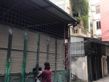 Tin khẩn! Bán gấp mảnh đất Nhân Hòa, Thanh Xuân, Dt 50m2 x 4m, lô góc, ô tô vào