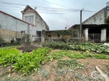 ĐẤT TRỤC CHÍNH THỊNH ĐỨC…KINH DOANH MỌI MẶT HÀNG.