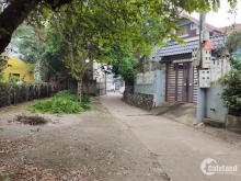 Bán đất ngay cạnh trường CĐ Văn Hoá Nghệ Thuật Việt Bắc.