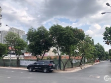 Diện tích sử dụng8000 m2 Diện tích đất8000 m2 (6000x2000) Pháp lý Sổ đỏ