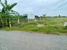 ️ BÁN ĐẤT Mặt tiền đường nhựa cặp kênh mát mẻ thuộc xã Long Hoà , TXGC