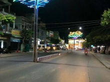 Em có một nền Thị Trấn Cái Nhum nằm trên đường Nguyễn Trãi