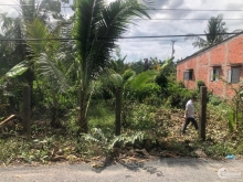 Bán nền 2 mặt tiền Cách UBND Xã Bình Phước 1Km