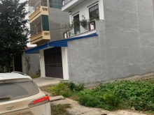 Gia đình cần tiền bán lô đất chính chủ phố Chu Văn an phường Nam Bình.