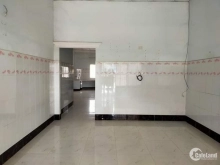 Giấy tờ đầy đủ, chính chủ./  giá 1 tỉ 900( ko thương lương )