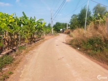 cần bán đất vườn đã xây rào ,gần khu công nghiệp