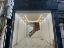 Bán nhà chính chủ 41.1m2, 4 tầng ngõ 445 Hoàng Quốc Việt chỉ 7,2 tỷ
