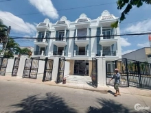 Còn lại những căn mặt phố liền kề