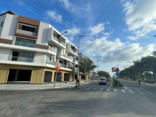 Shophouse Hacom Mall ngay Hồ Sinh Thái - Vị Trí Vàng của Thành Phố Biển Phan Ran