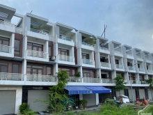 Bán nhanh lô đất Him Lam Hùng Vương, vị trị siêu vip, 2 mặt tiền cực thoáng.