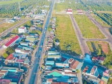 Duy nhất 3 lô vuông vắn, sạch sẽ mặt quốc lộ kinh doanh tốt tại Đắk Lắk 150m2