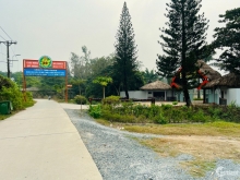 Đất vườn củ chi 2561m2 có nhà cấp 4 200m2 mới xây giá rẻ.