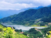 Lô đất 900 triệu DT 800m2 trung tâm Séo Mý Tỷ- Sapa, hồ nước ngọt đẹp nhất VN