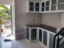 Cho thuê nhà  nguyên căn, hẻm 1,8m