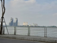 Bán lô đất đẹp mặt hồ Tây, 300m2, 2 mặt thoáng