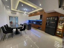 Ngôi nhà cần bán,rất đẹp và tâm huyết nằm trên đường Phạm Xuân Ẩn, Hoà Xuân.