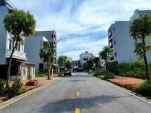 Bán đất KDC Trần Hưng Đạo, TP HD, 101.25m2, mt 5m, đường + hè rộng 17.5m, giá c