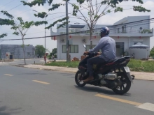 Đất nền chính chủ SHR công chứng sang tên gần Chơ Rạch Kiến 90m2 chỉ 889tr