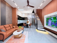 Nhà Đẹp 3 Tầng - Mặt Tiền Hòa Minh 14, Sát Hồ Tùng Mậu, Cách Biển 300m