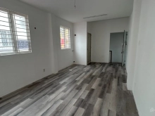 Cho thuê nhà mặt tiền căn góc Điện Biên Phủ Quận 3, 1 Trệt 1 Lầu.